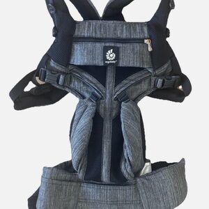 Ergobaby Omni 360 all-in-one: Cool Air Mesh - Black
Tweed